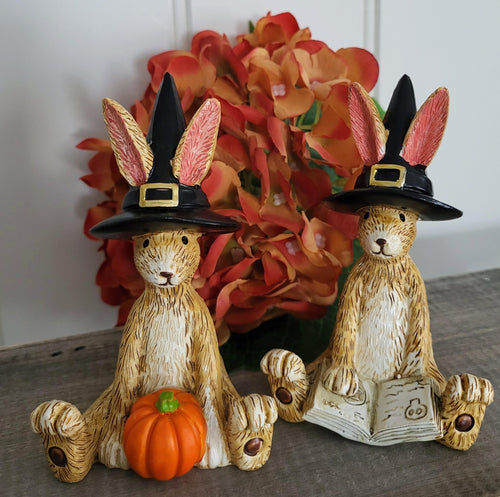 Halloween Bunnies - Sitting